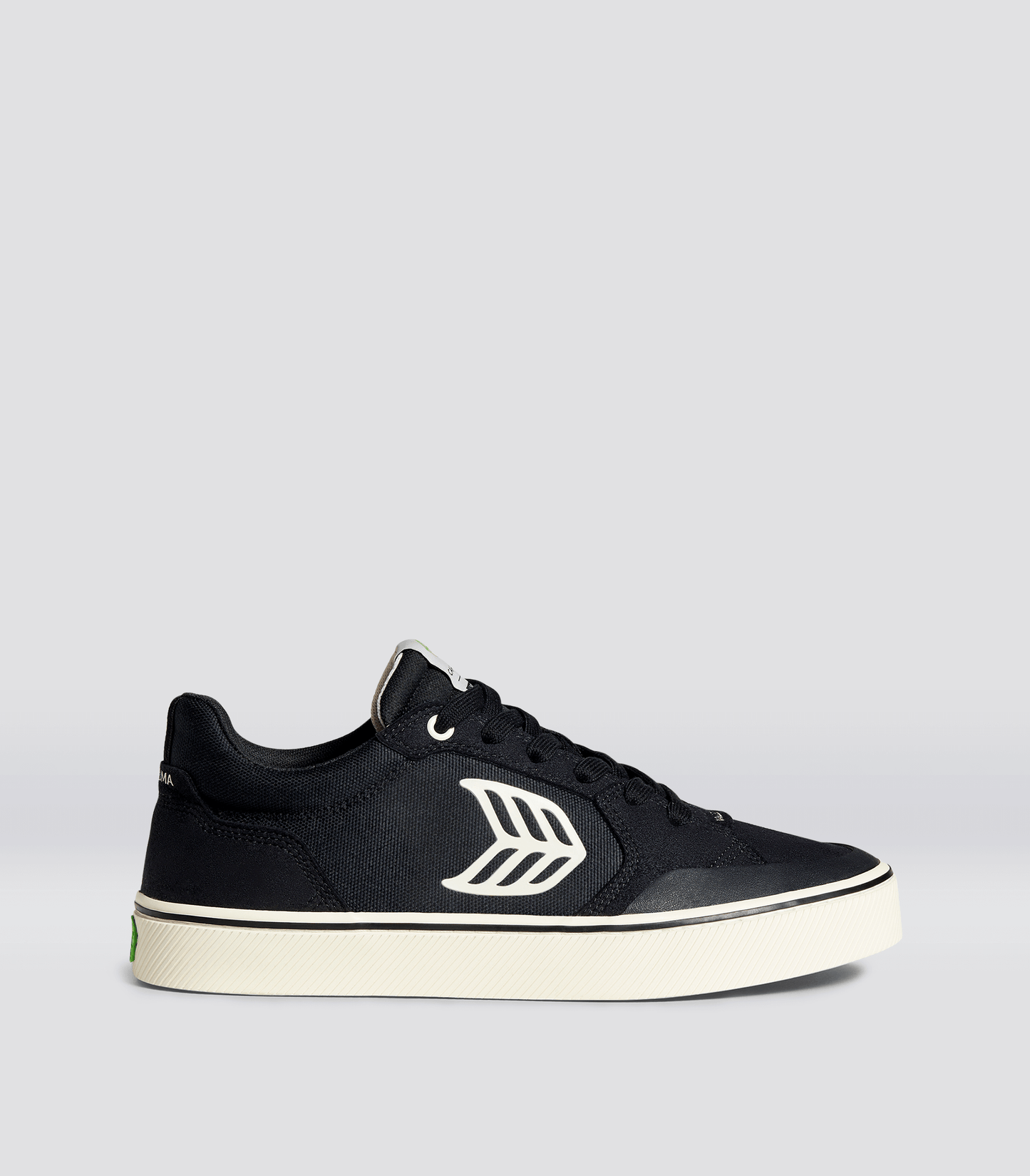 Sapatilhas Cariuma VALLELY Black/Ivory